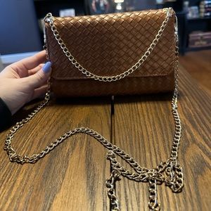 Crossbody purse